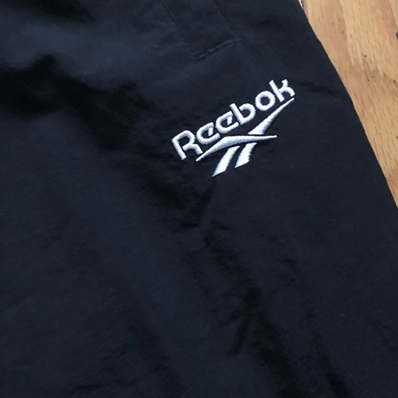 Reebok classic black joggers worn once - Picture 2 of 6